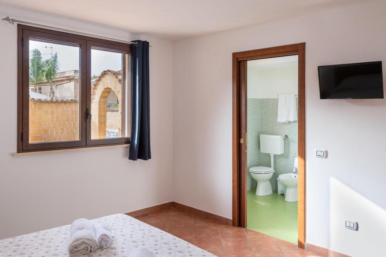 Alelida Villa Con Piscina Cinisi Exterior photo