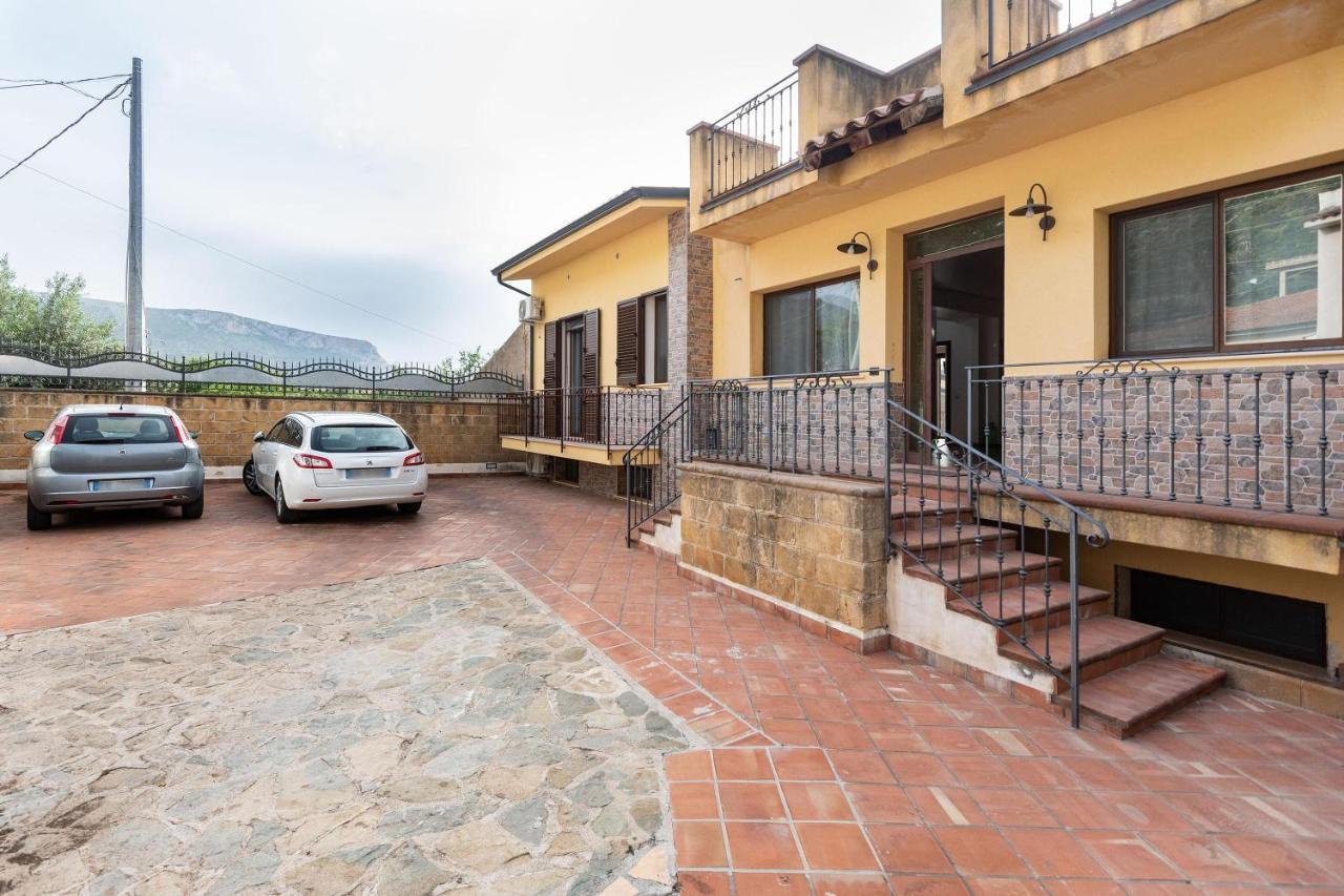 Alelida Villa Con Piscina Cinisi Exterior photo